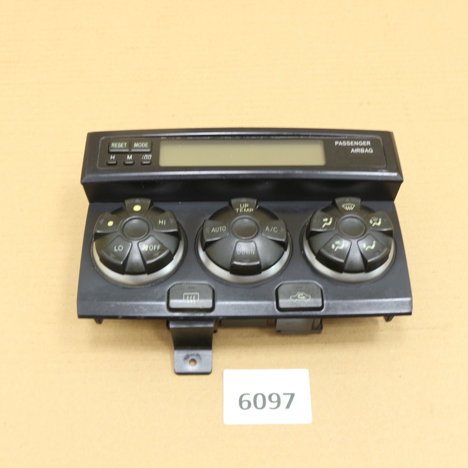 Toyota 4Runner 2006-2009 OEM Dual Climate A/C AC Control Panel Clock 55900-35551