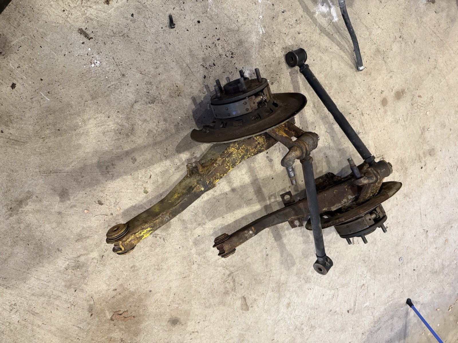 C3 Corvette 68-82 Trailing Arms LH & RH Complete Set W/ Camber Adjustment Arms