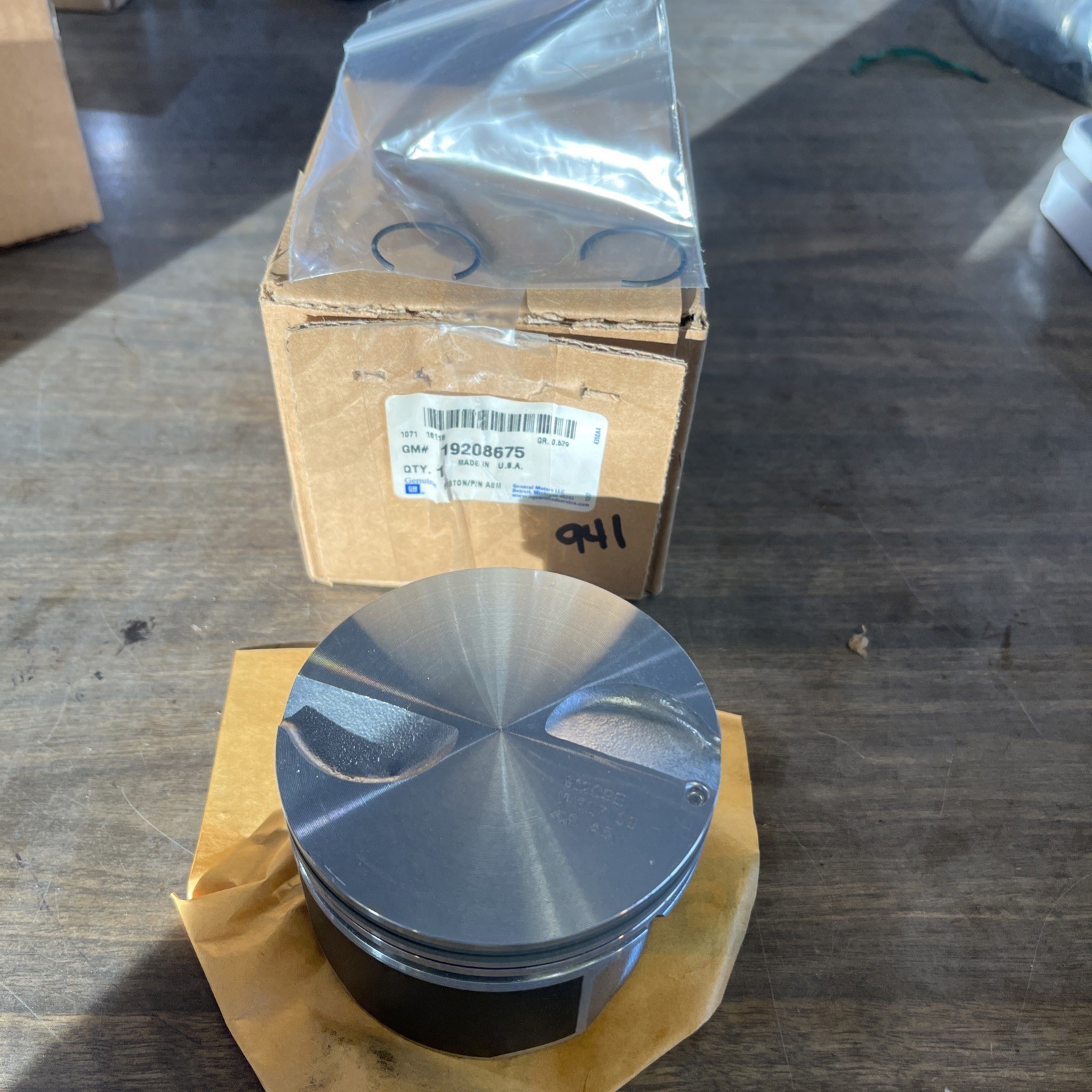 Genuine ACDelco Engine Piston Kit 19208675