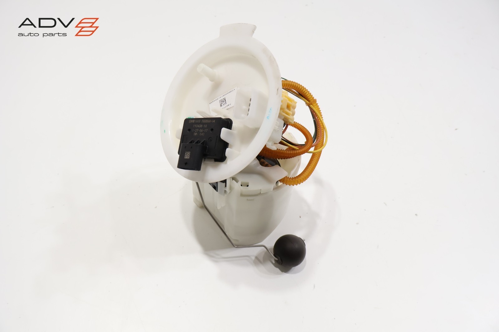 2016 - 2019 BMW 750i G12 FUEL GAS TANK PUMP UNIT OEM
