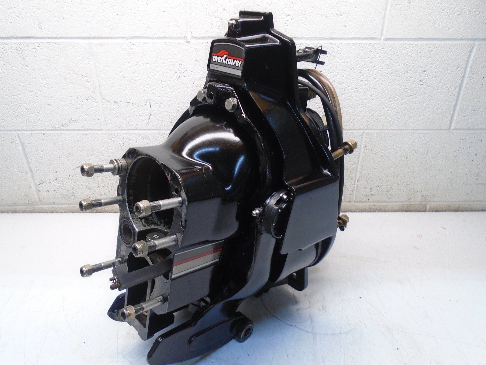 Z1 Mercruiser Alpha 1 Gen 1 transom assembly gimbal ring housing for V6 or V8 Z1 Mercruiser Alpha 1 Gen 1 transom assembly gimbal ring housing for V6 or V8