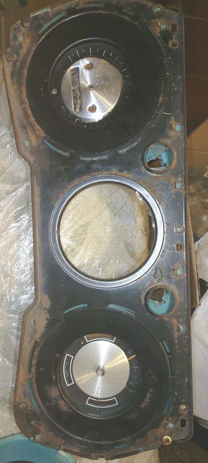 64-65 Chevelle EL Camino 300 Dash Cluster Instr. Gauges Missing w/Broken Parts 64-65 Chevelle EL Camino 300 Dash Cluster Instr. Gauges Missing w/Broken Parts