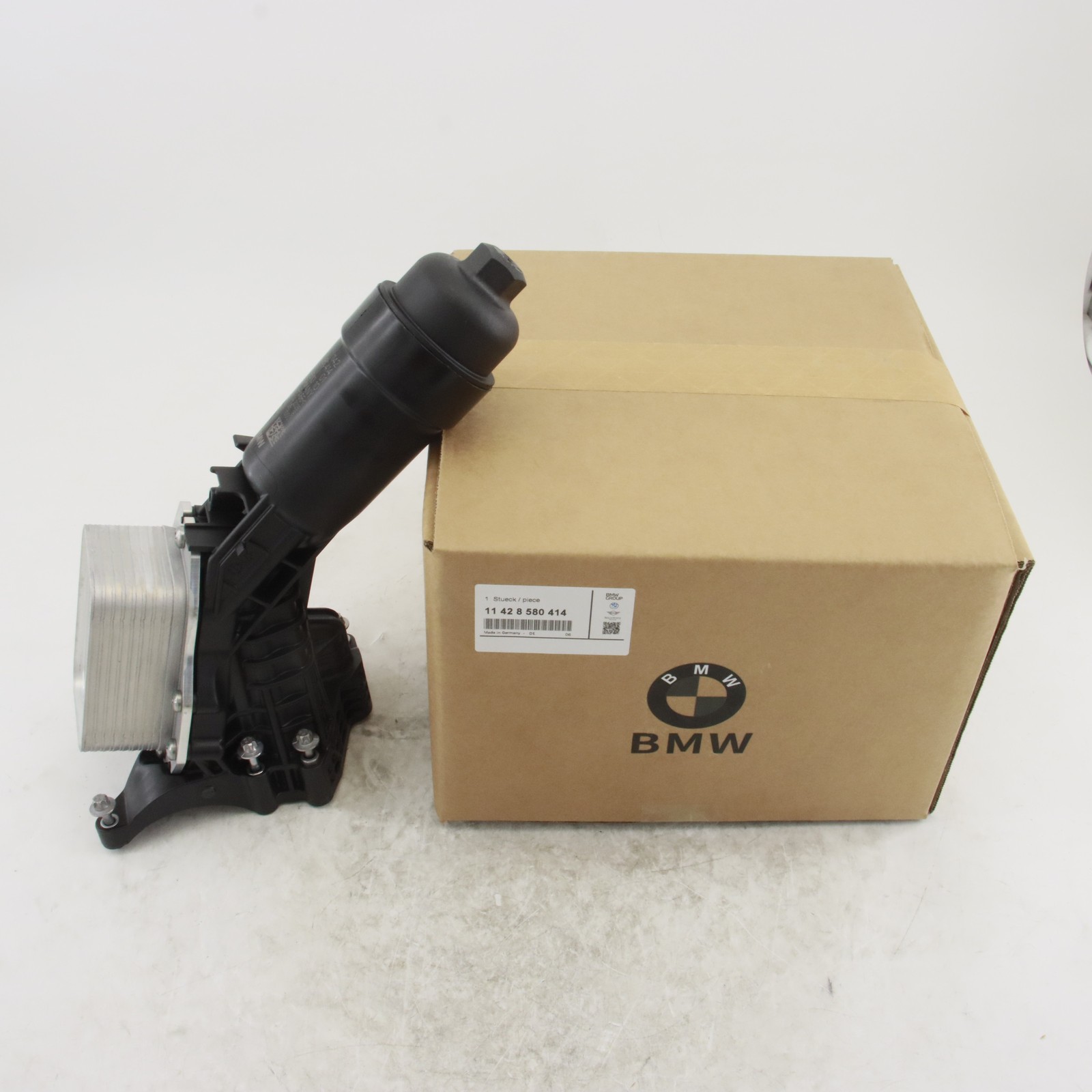 GENUINE Oil Cooler Filter Housing For BMW G20 G30 G29 G01 G02 11428580414 B48
