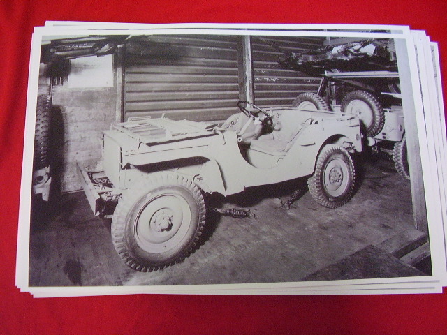 WWII ? ARMY JEEPS IN BOX CAR   11 X 17  PHOTO   PICTURE