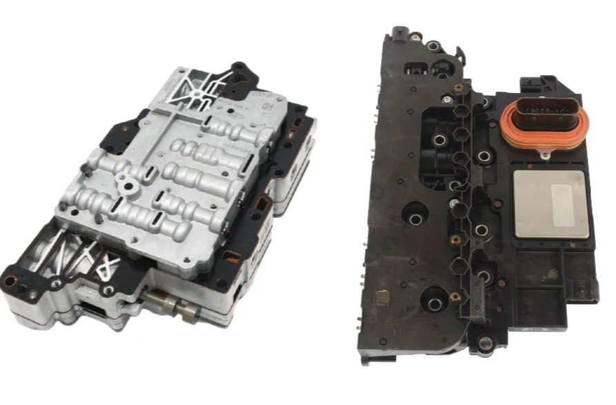 6T70 Valve Body With TCM OEM GM Automatic Transmission Assembly 24267570 G2U 6T70 Valve Body With TCM OEM GM Automatic Transmission Assembly 24267570 G2U