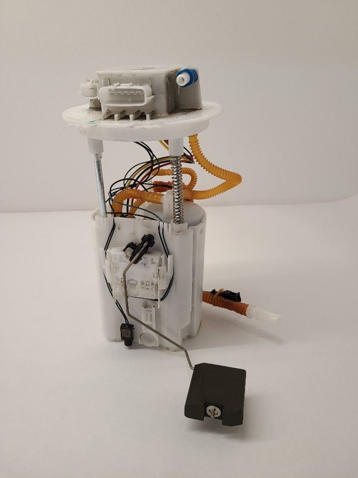 2022-2025 NISSAN ROGUE 1.5L TANK MOUNTED FUEL PUMP GAS SENDING UNIT AWD SV