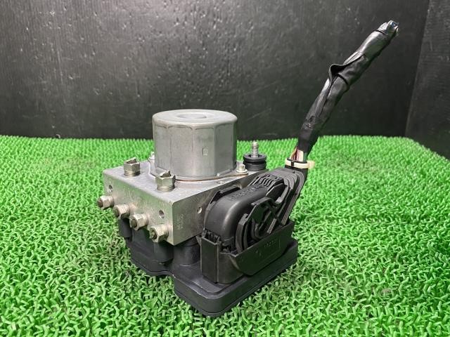 86 DBAZN6 ABS Actuator D4S 27536CA002 SU00304297