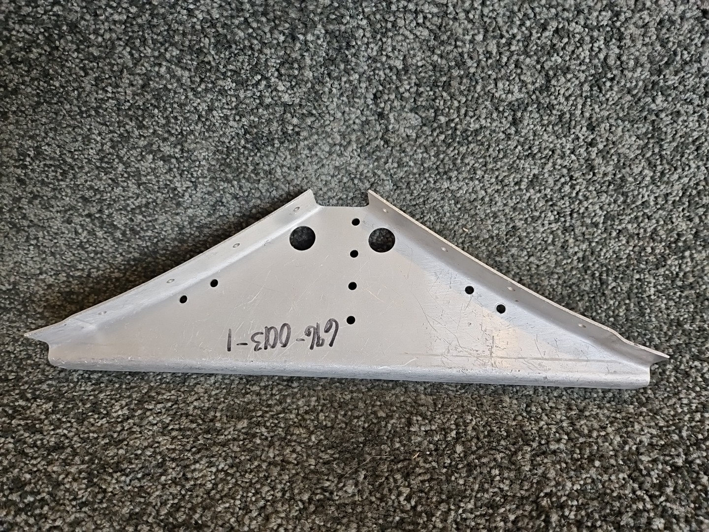 EDO 696-3500 Lower Frame Assy/Step Rib PN 696-0013-1   (Floats, Cessna 185,206)