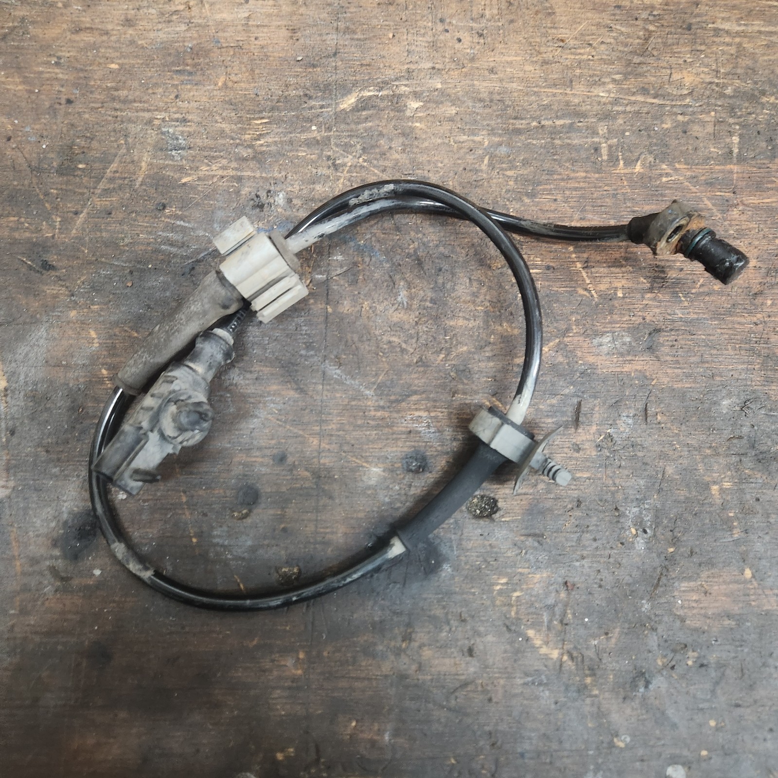 07-13 Chevy 1500 Yukon Sierra Tahoe Bosch Front ABS Wheel Speed Sensor OEM GMC 07-13 Chevy 1500 Yukon Sierra Tahoe Bosch Front ABS Wheel Speed Sensor OEM GMC