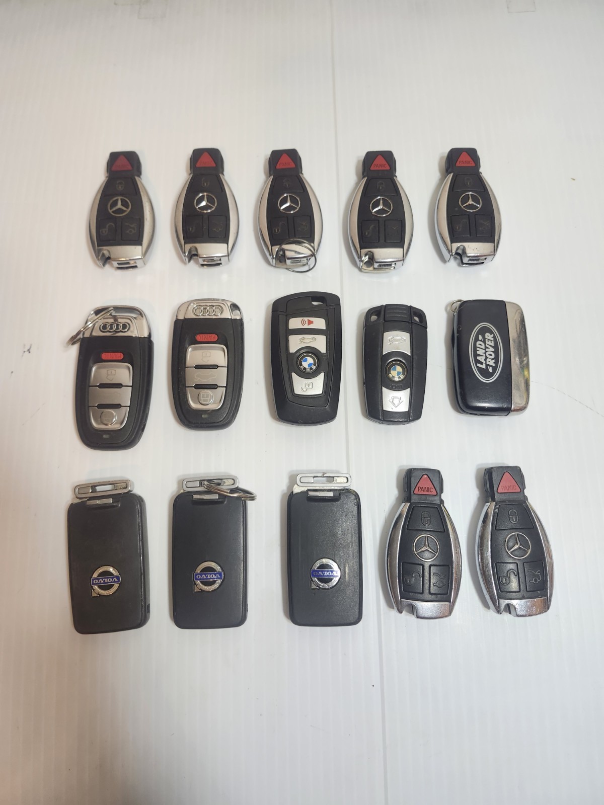 Lot of 15 OEM Keys Mercedes Benz Audi Volvo  BMW  Land Rover Smart Fast Shipping