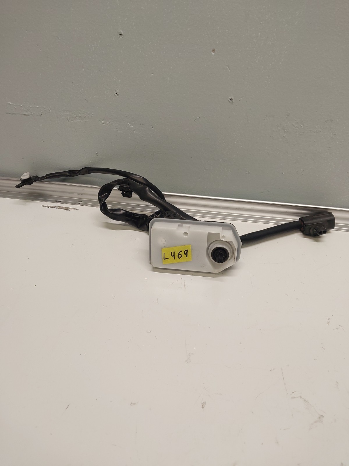 16-22 Toyota Swing Grille Actuator Assembly 