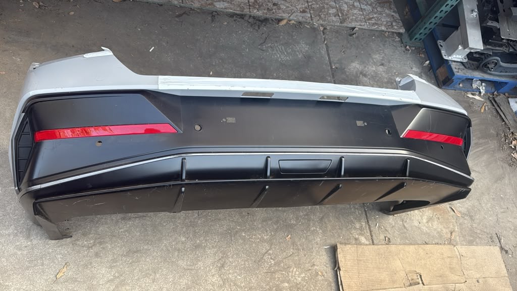 ⭐ GENUINE ⭐ COMPLETE  REAR  BUMPER ASSEMPLY For 2024-2025 Hyundai Elantra