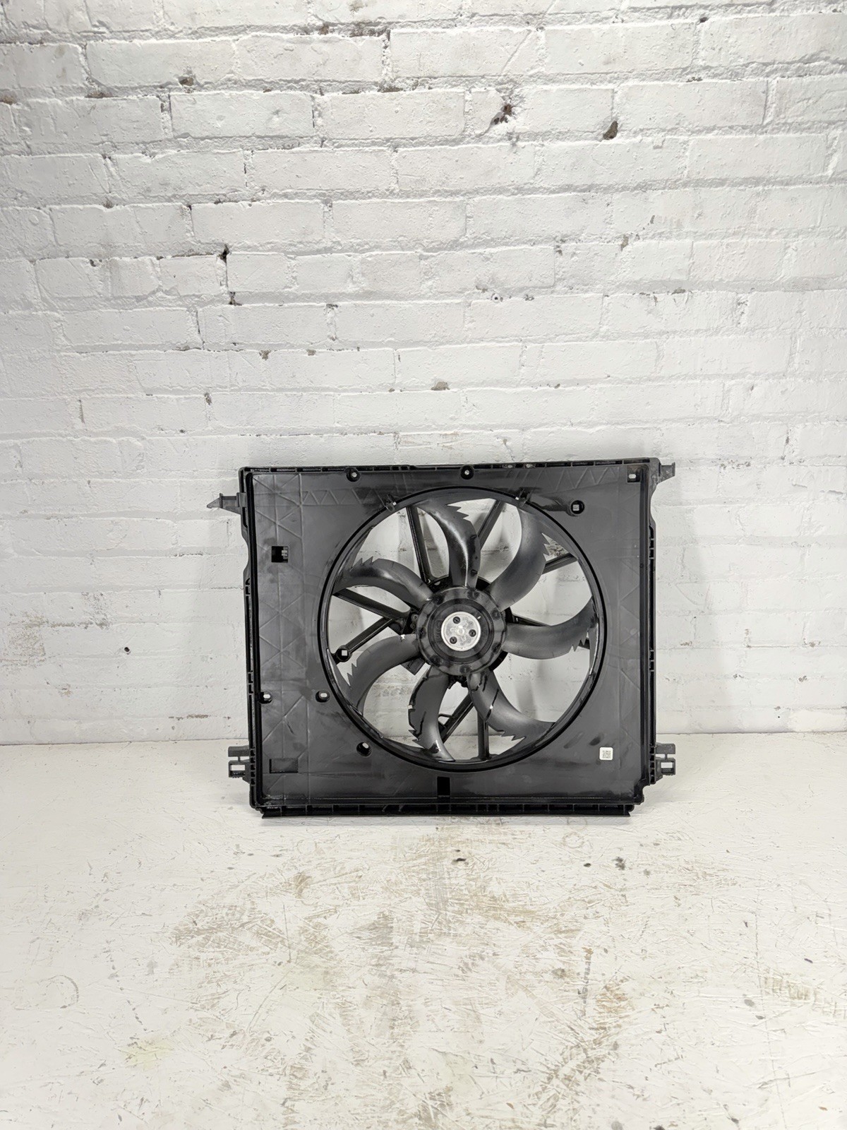 2020-2022 TOYOTA HIGHLANDER 3.5L ENGINE RADIATOR COOLING FAN OEM 2020-2022 TOYOTA HIGHLANDER 3.5L ENGINE RADIATOR COOLING FAN OEM