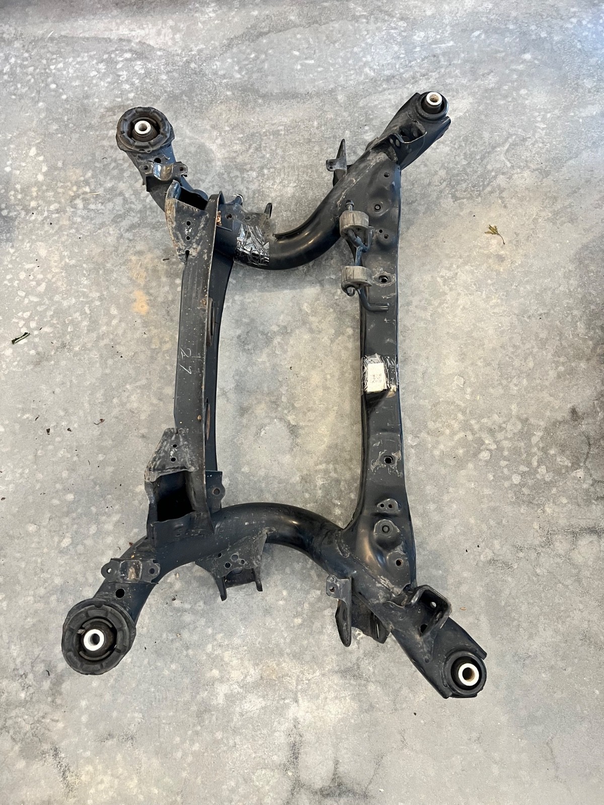 2006-2013 Lexus IS250 rear crossmember subframe cross member sub frame cradle 2006-2013 Lexus IS250 rear crossmember subframe cross member sub frame cradle