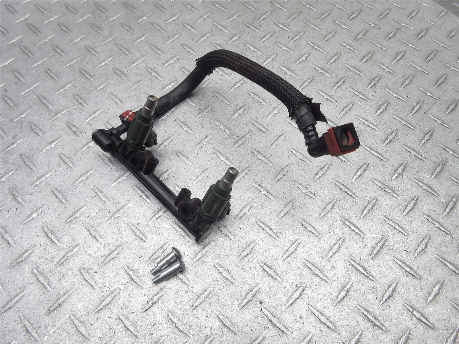 2013 12-16 Kawasaki Ninja 650 EX650R Fuel Gas Petrol Injector Nozzle Rail Pipe