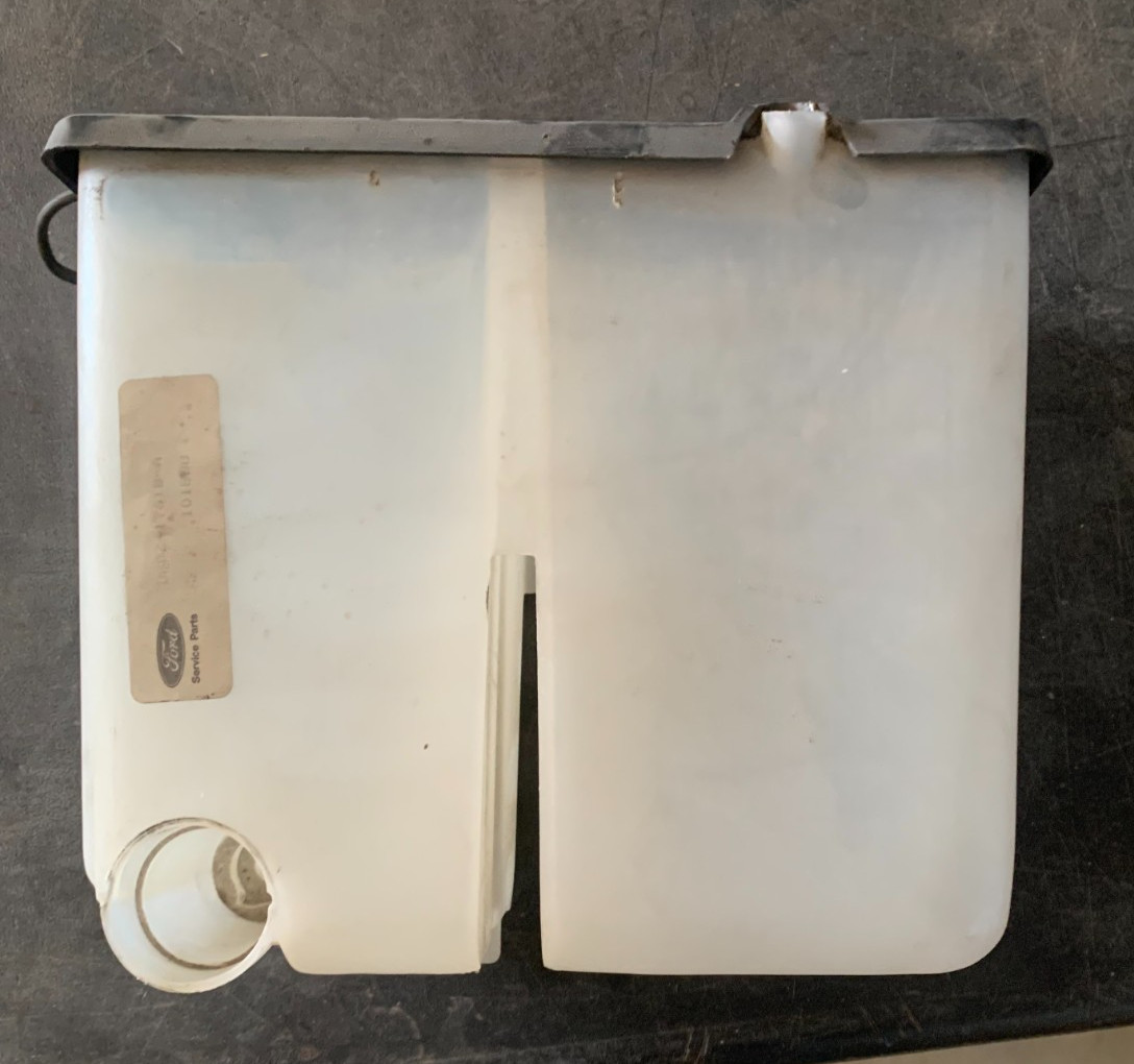 NOS 1980-1986 Ford Truck, Bronco Windshield Washer Reservoir    D8BZ-17618-A