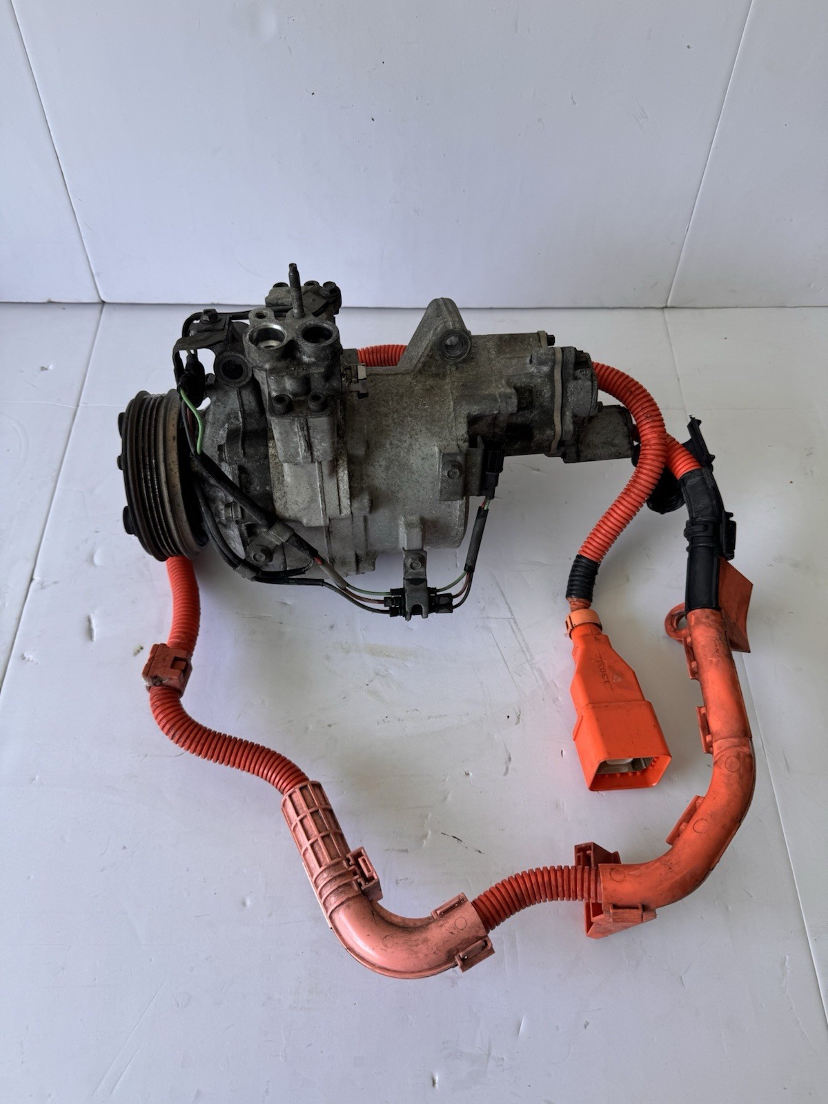 2012-2015 Honda Civic Hybrid Acura iLX Hybrid A/C Compressor OEM GENUINE 2012-2015 Honda Civic Hybrid Acura iLX Hybrid A/C Compressor OEM GENUINE