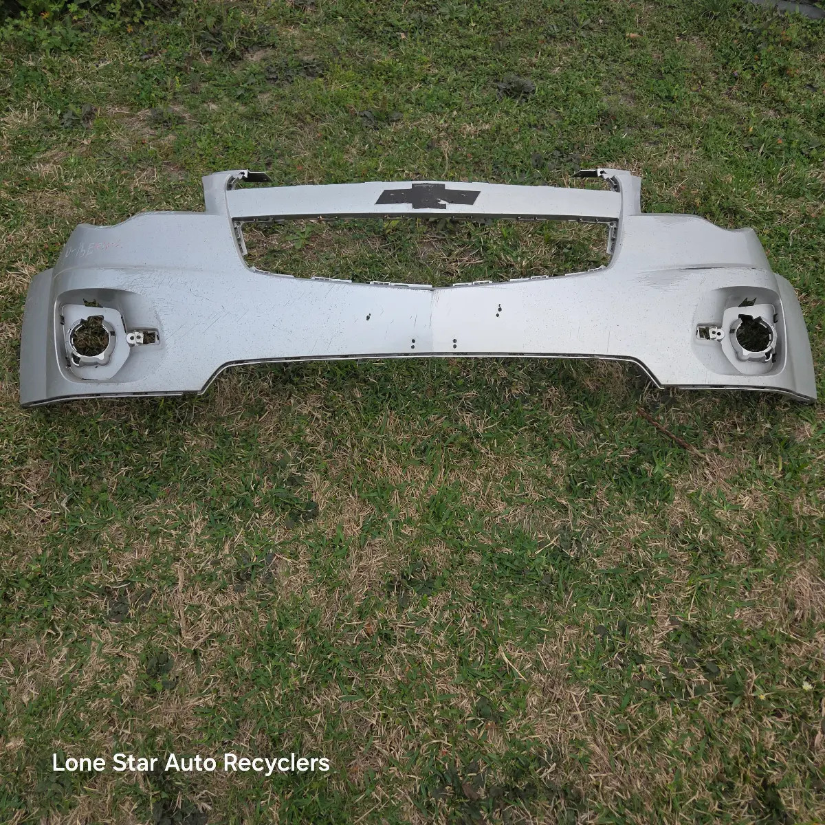 2010-2015 Chevy Equinox Front Bumper (LOCAL PICKUP, NO SHIP)