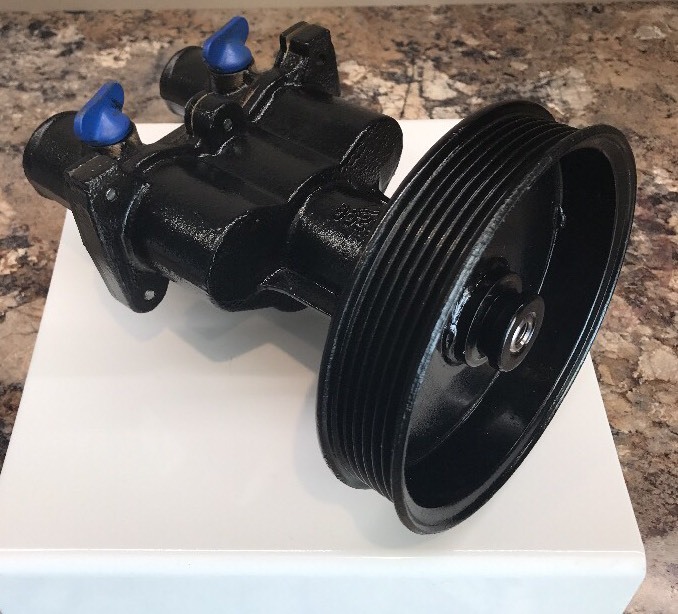 OEM Mercury Mercruiser Quicksilver Raw Water Sea Pump 46-8M0139995 WITH EXCHANGE