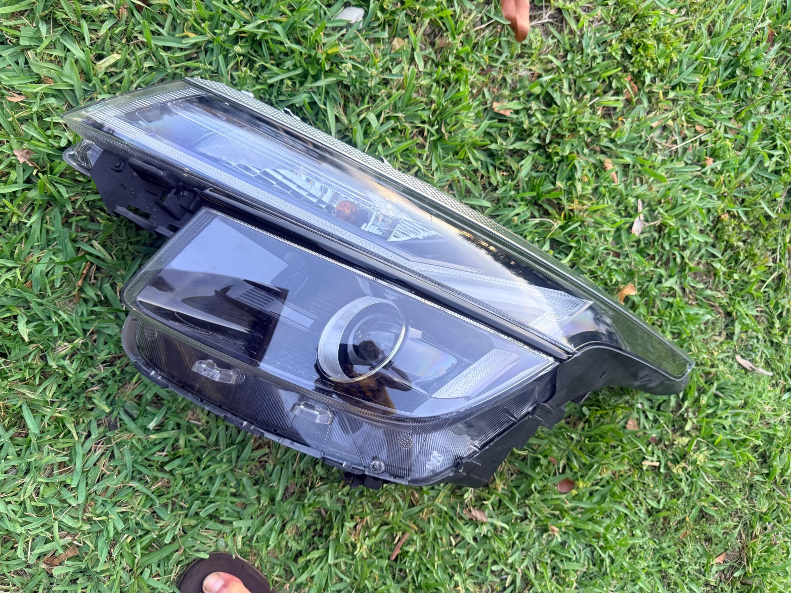 2024 -2025 KIA SELTOS HEADLIGHT 92101-Q LED WORK PERFECT LEFT OEM 2024 -2025 KIA SELTOS HEADLIGHT 92101-Q LED WORK PERFECT LEFT OEM