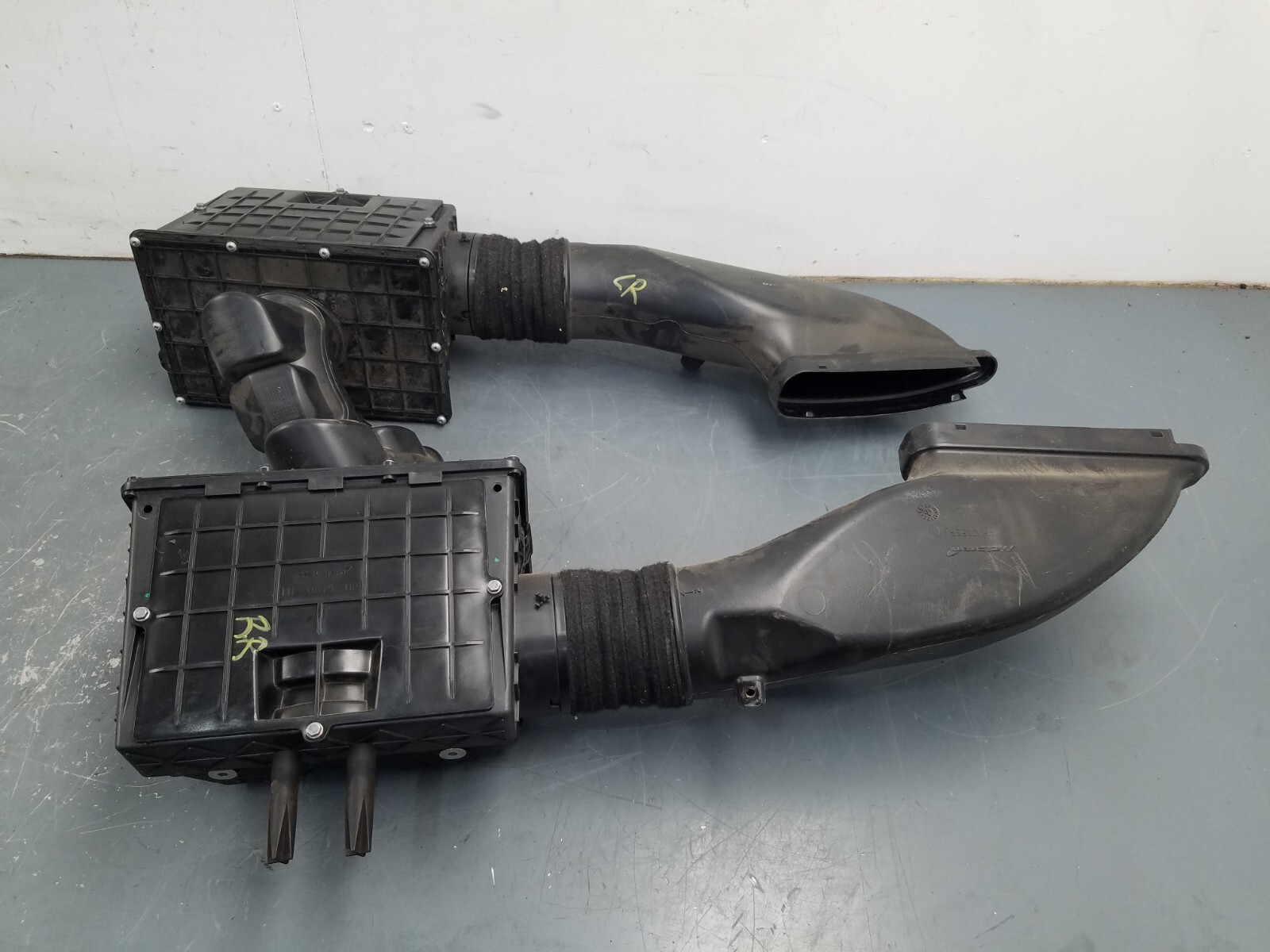 2016 McLaren 675LT Spider Left / Right Air Intake Assembly #5556 V5