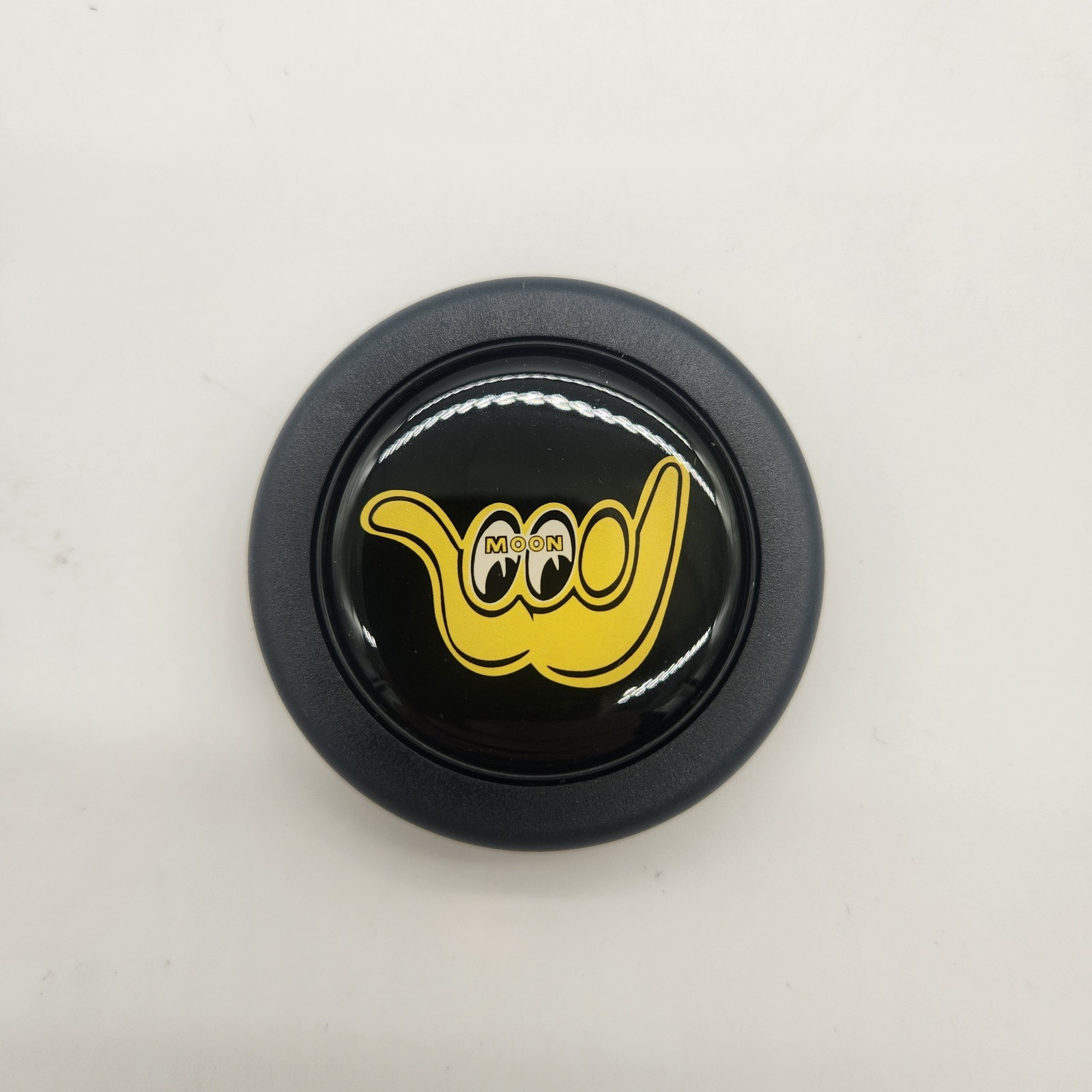 Mooneyes Area-1 Japan x In4mation Hawaii Collab JDM Horn Button: Shaka Eyes Logo
