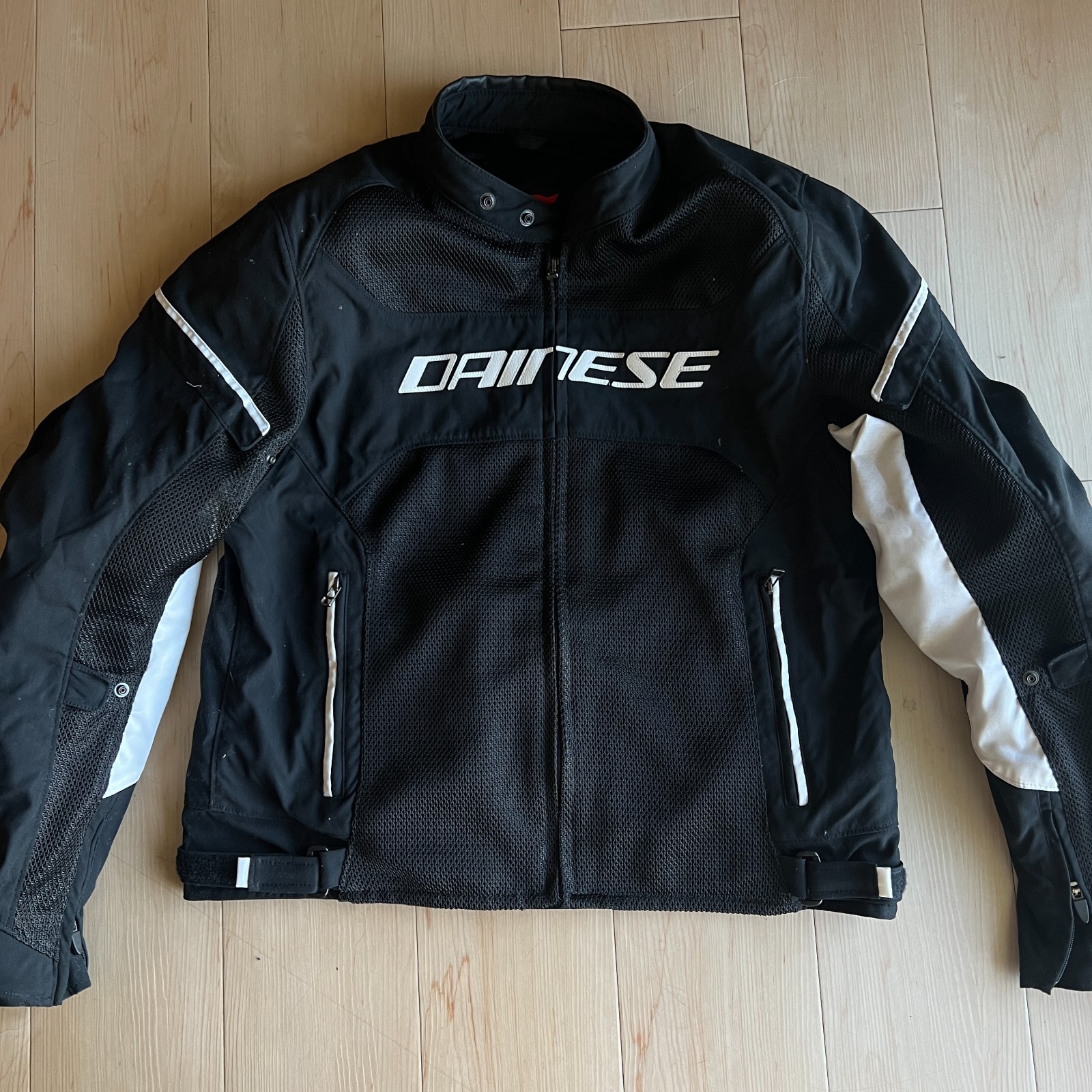Dainese Air Frame D1 Tex Jacket Motorcycle Mens 56 Black Shoulder Elbow Pads Dainese Air Frame D1 Tex Jacket Motorcycle Mens 56 Black Shoulder Elbow Pads