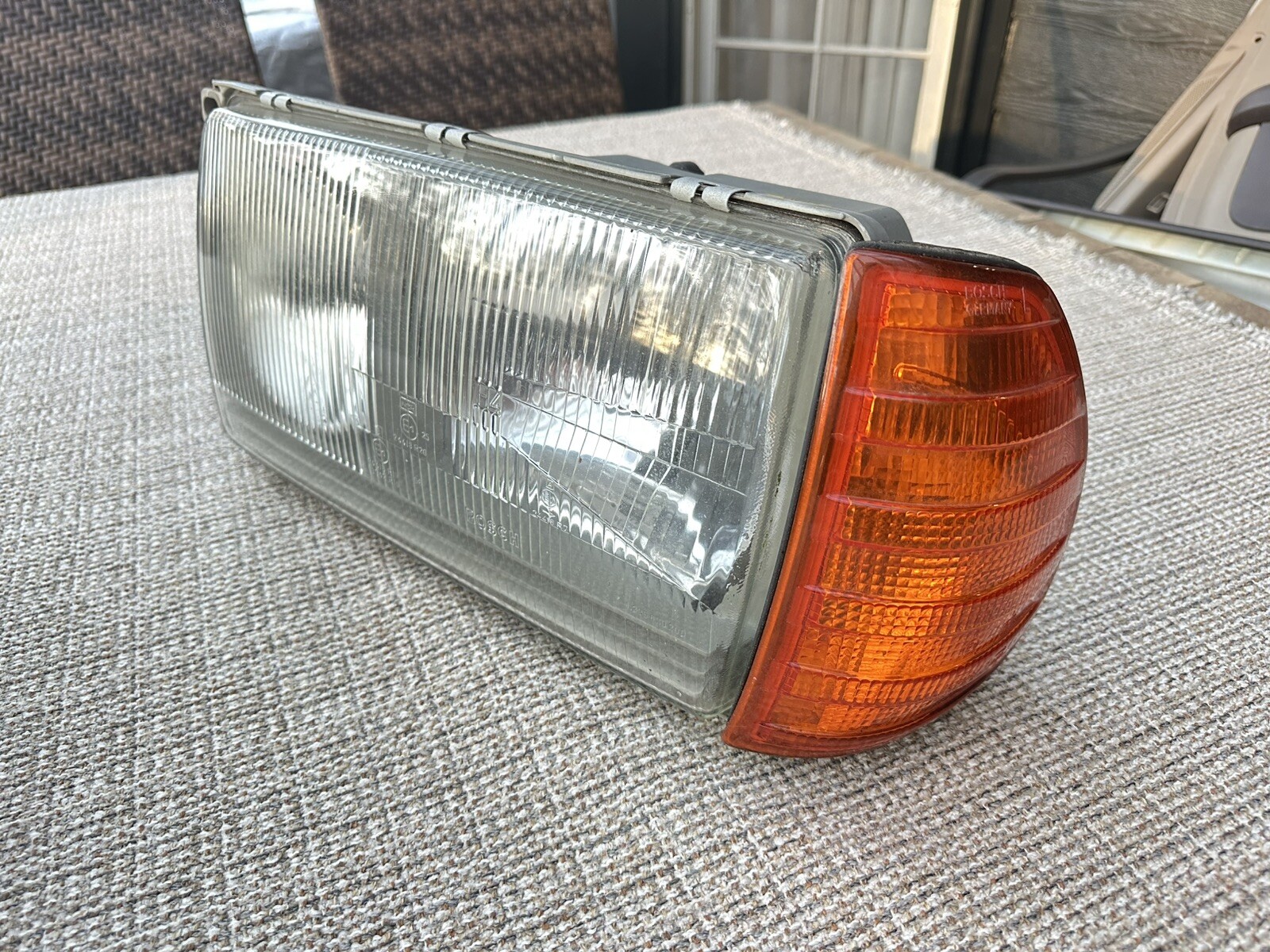 Mercedes w123 Bosch Euro headlights + blinkers Used local Pick Up