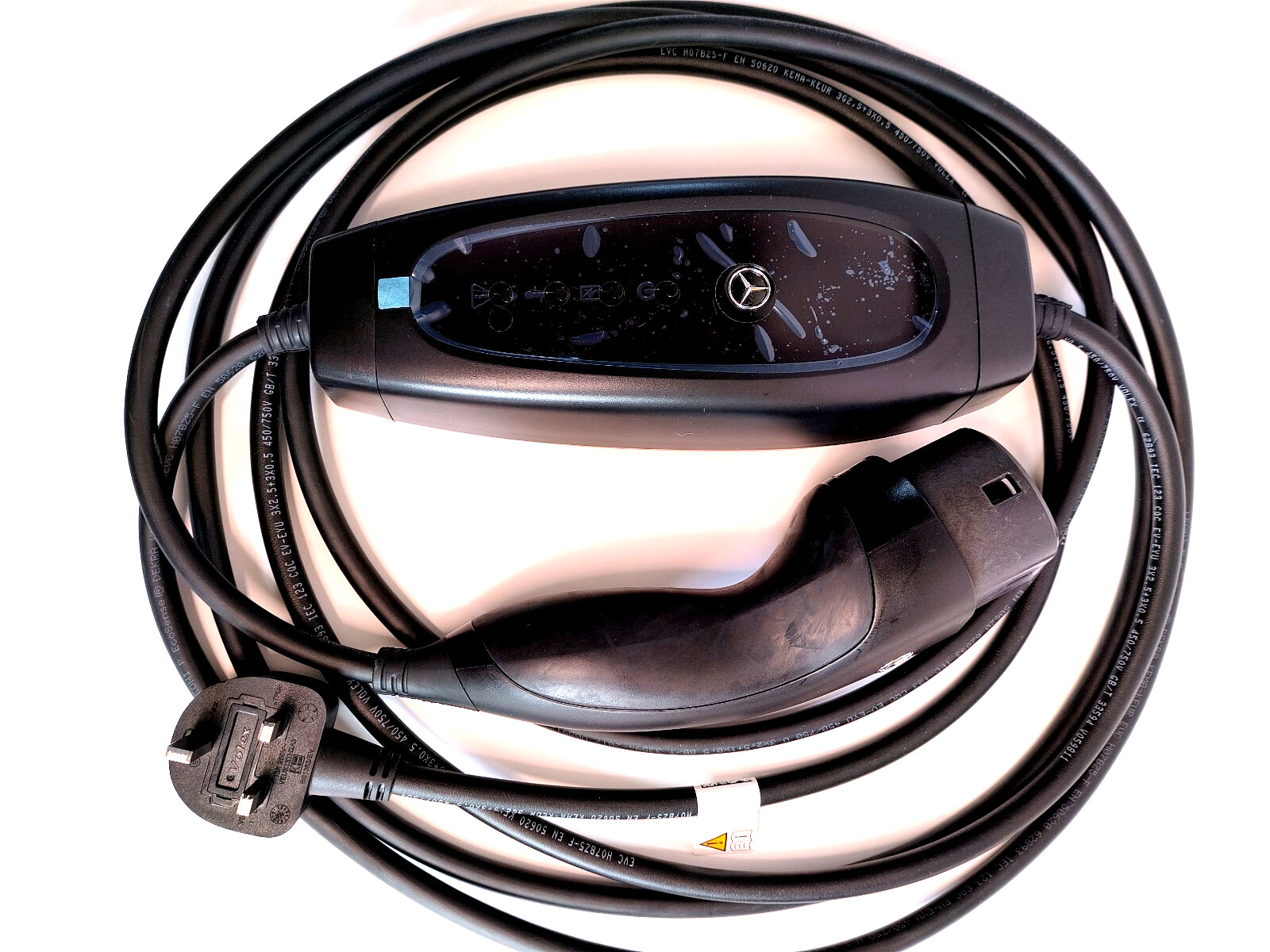 Original Mercedes Benz Hybrid Plug In EV Charger Type 2 Schuko UK plug