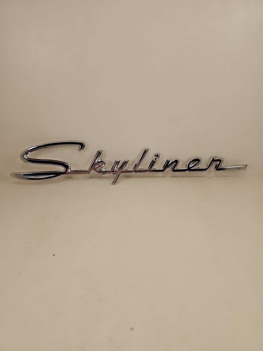 New 1959 FORD SKYLINER EXTERIOR EMBLEM SCRIPT New 1959 FORD SKYLINER EXTERIOR EMBLEM SCRIPT