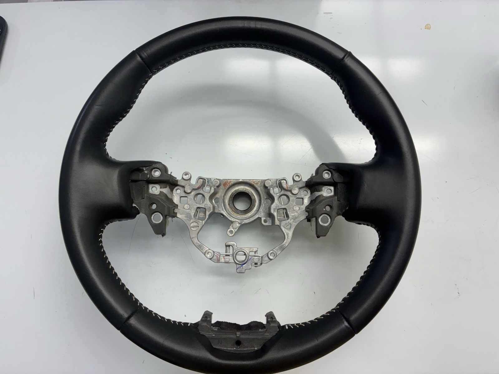 2025 2026 TOYOTA CAMRY SE LEATHER STEERING WHEEL OEM