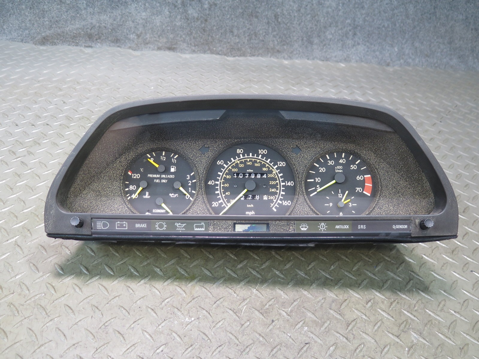 86-88 MERCEDES W126 560SEL INSTRUMENT CLUSTER GAUGE SPEEDOMETER DAMAGED