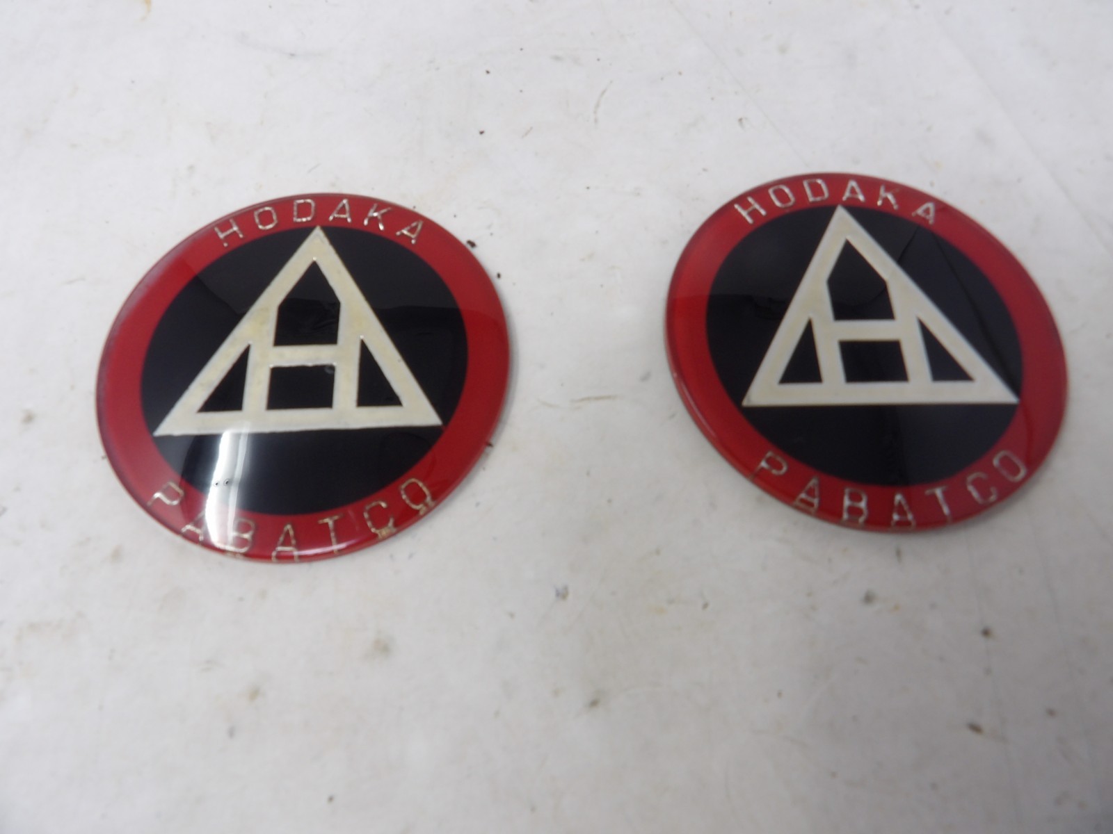 Pair of New NOS Hodaka Gas Tank Badges 909011 Models 90, 92, 93, 94, 95, 96