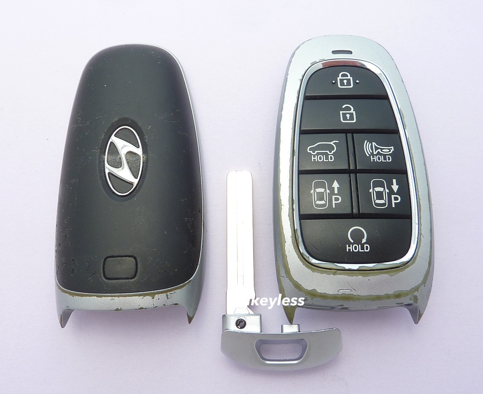 OEM 2021-23 HYUNDAI SANTA FE smart keyless remote key fob 95440-S1560 \