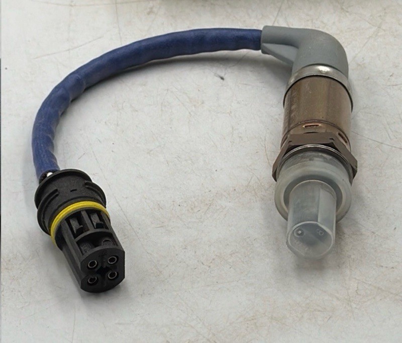 Oxygen Lambda Sensor Heated 4 Wire OEM BOSCH 0258005005  15005