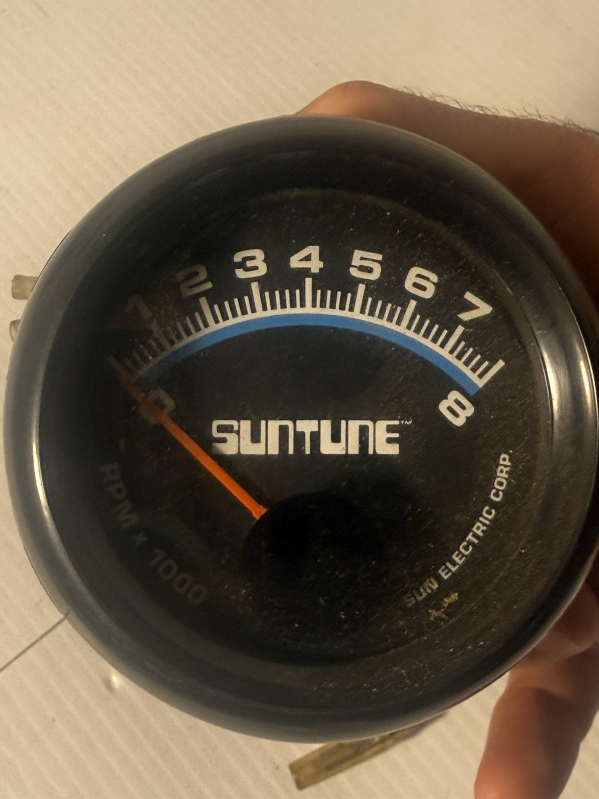Vintage Suntune Mini Tachometer 8000 RPM  Sun Electric Corp Gauge.    Untested