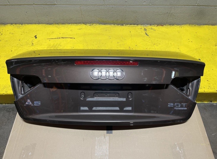 2010-2017 Audi A5 S5 8F Convertible Trunk Deck Lid Hatch Cabrio Brown OEM 2010-2017 Audi A5 S5 8F Convertible Trunk Deck Lid Hatch Cabrio Brown OEM