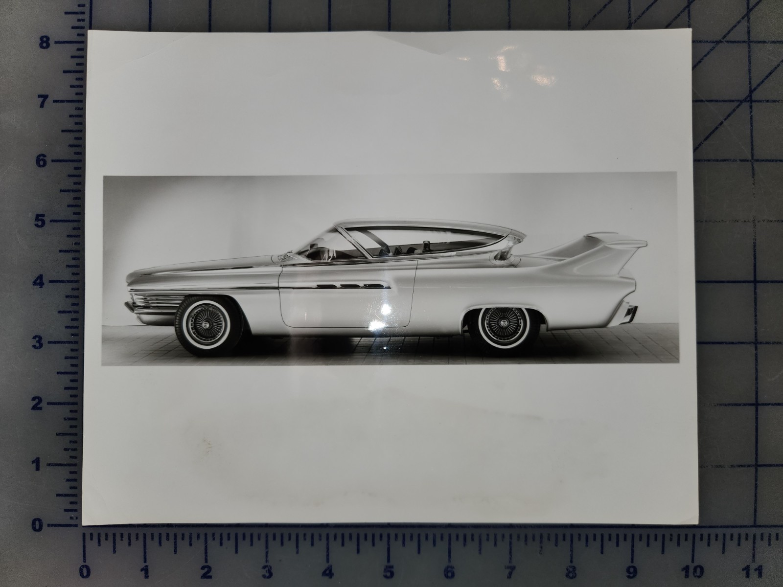 1961 Chrysler Turboflight Car Concept Press Photo Original 1961 Chrysler Turboflight Car Concept Press Photo Original