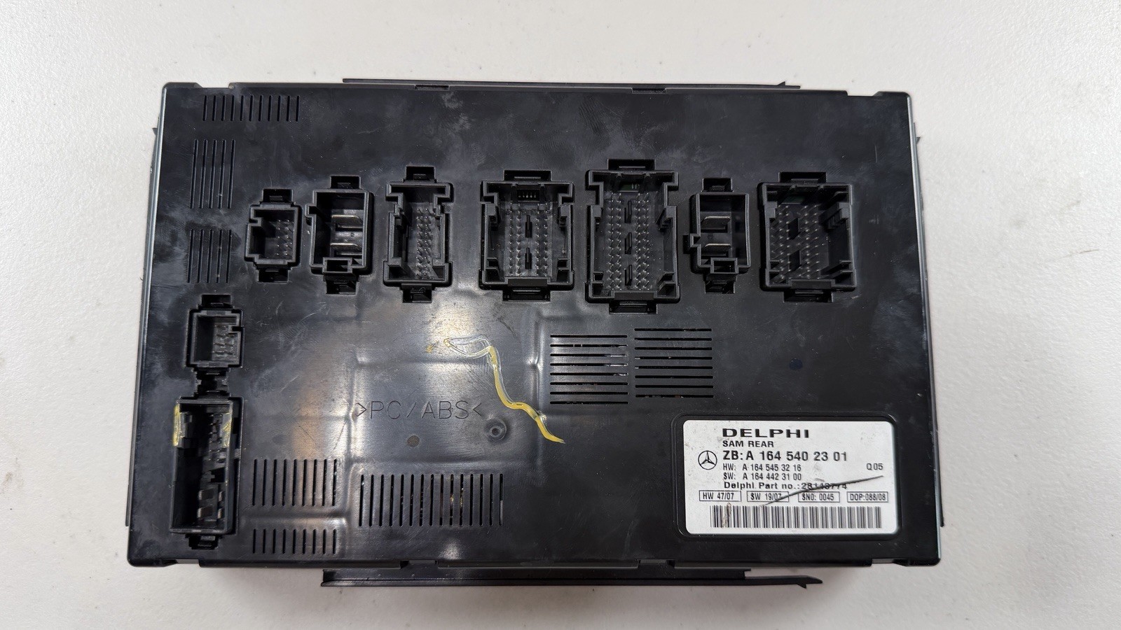 06-12 Mercedes ML GL R-Class Rear SAM Module A1645402301 Delphi 28140774 OEM