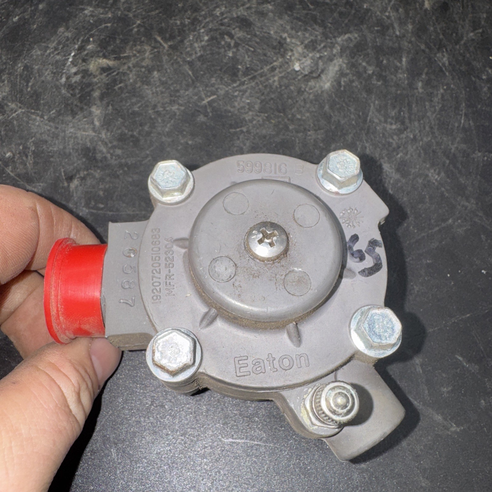 1426 Eaton CTIS Tire Inflation System Valve 599735 M939 Truck
