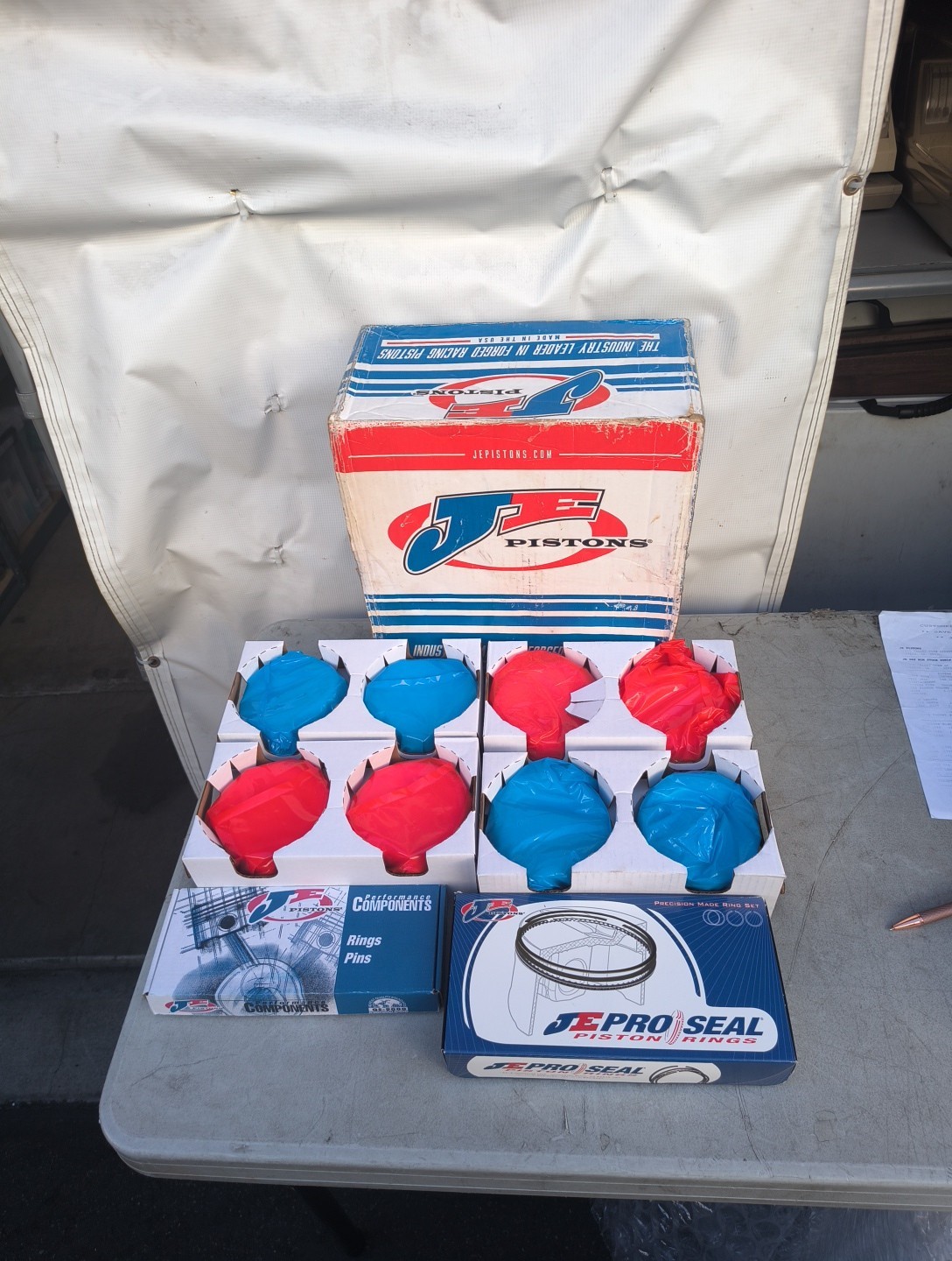 JE Pistons 4.135 Bore 4.100 Stroke -35.4cc Dish Piston Set 312062 JE Pistons 4.135 Bore 4.100 Stroke -35.4cc Dish Piston Set 312062
