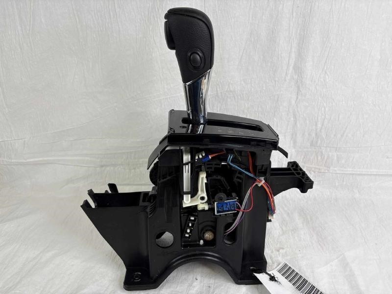 Nissan Sentra 2013-2019 OEM Automatic Floor Gear Shifter Assembly