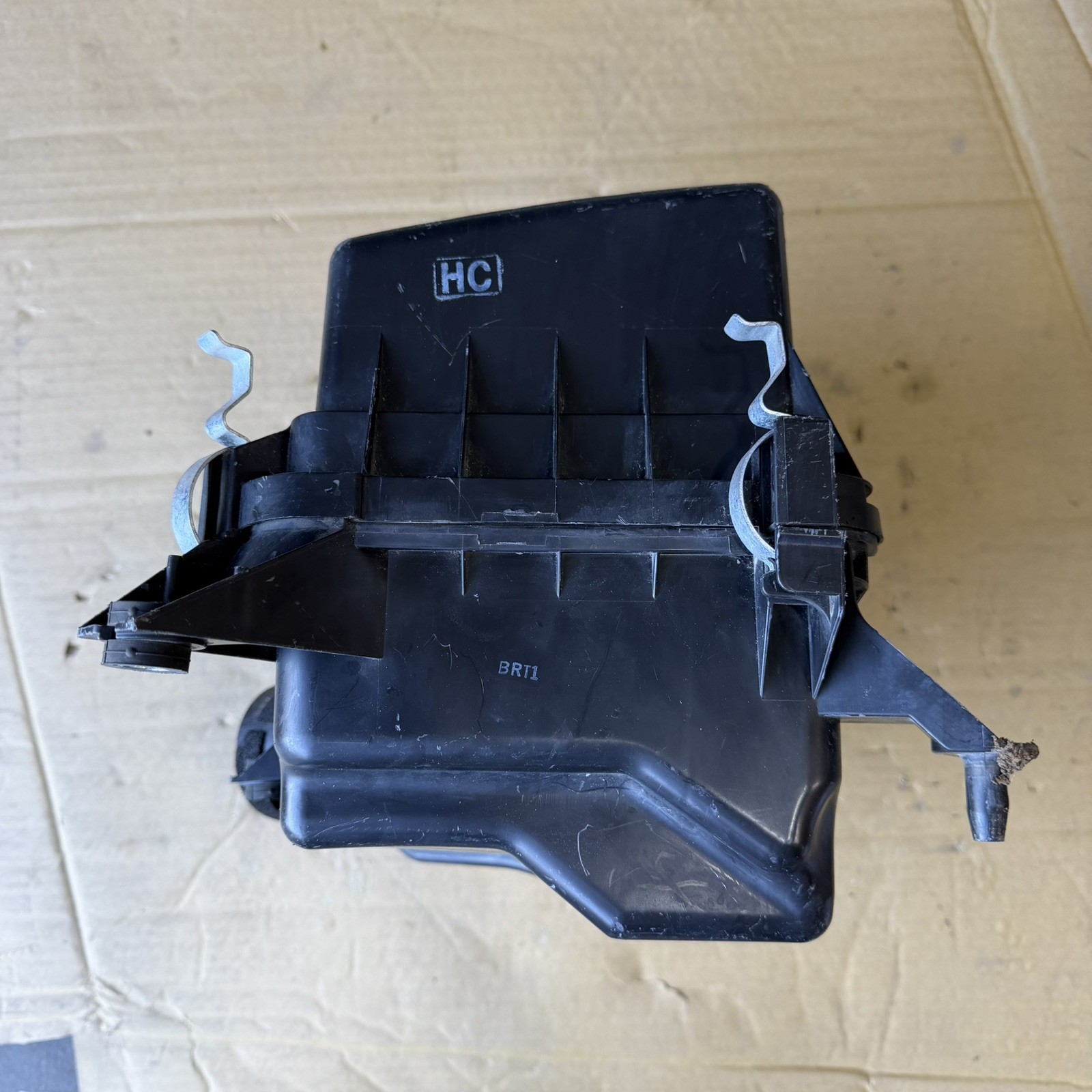 2009-2019 Toyota Corolla Air Cleaner Intake Box Assembly OEM 17701-0T040