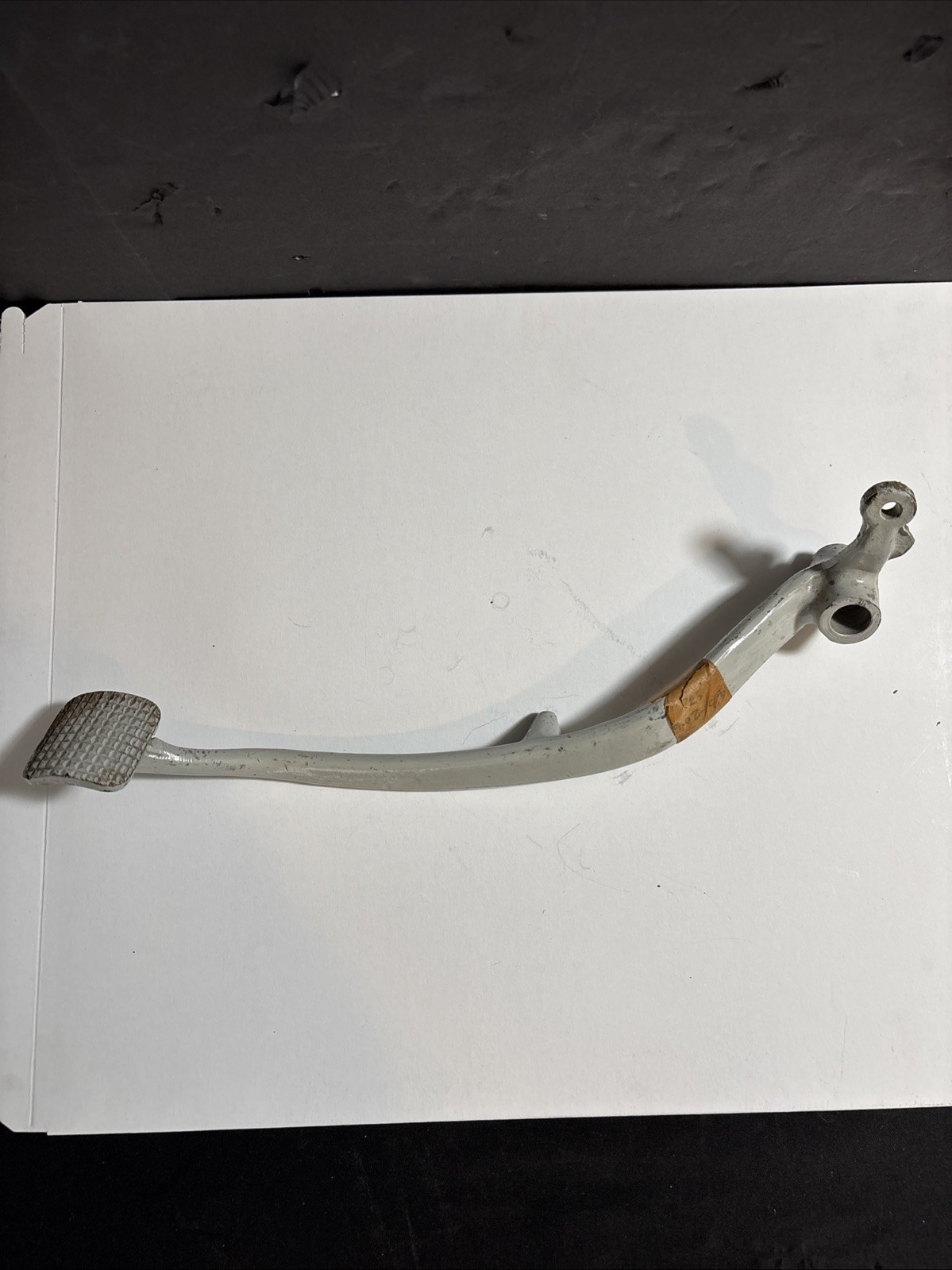 NOS 83-2040 Dove Gray Brake Pedal / Lever BSA 250 500 B25 B50 B50SS B50T UK NOS 83-2040 Dove Gray Brake Pedal / Lever BSA 250 500 B25 B50 B50SS B50T UK