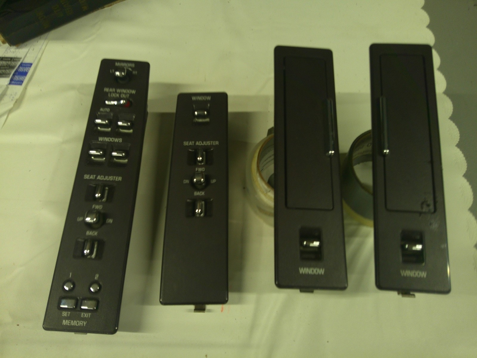 1993-1996 Cadillac Fleetwood Brougham Power Window Mirror Master Switch Set 1993-1996 Cadillac Fleetwood Brougham Power Window Mirror Master Switch Set