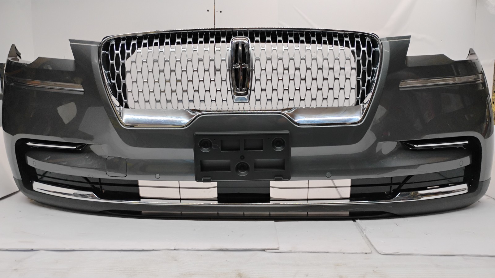 OEM 2022- 2024 Lincoln Aviator  ASHER GRAY Complete Front Bumper w Grille