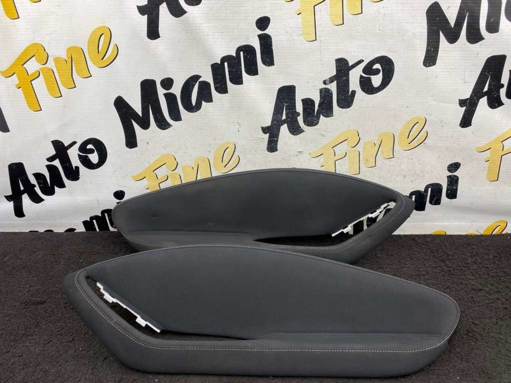 09-21 Nissan 370Z Door Panel Insert Armrest Driver And Passenger Set Cloth