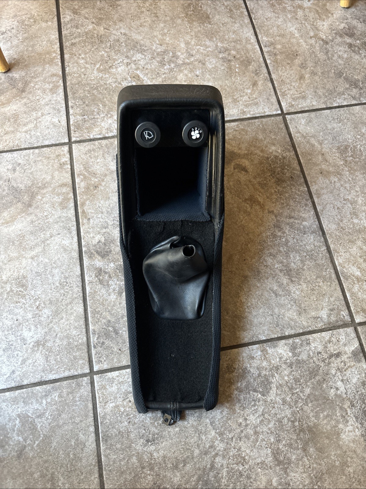1974-1989 PORSCHE 911/930/912E/911G CENTER CONSOLE WITH WIPERS AND FAN SWITCH