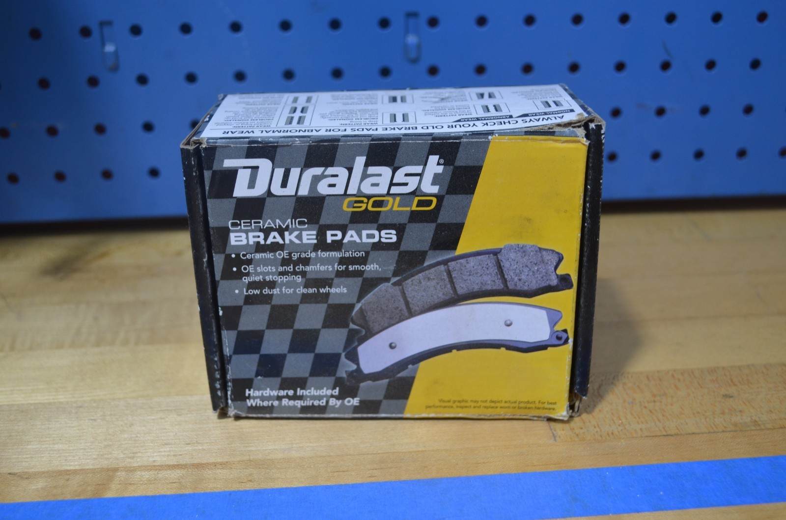 Duralast Gold Ceramic Rear Brake Pads DG383 NEW Open Box