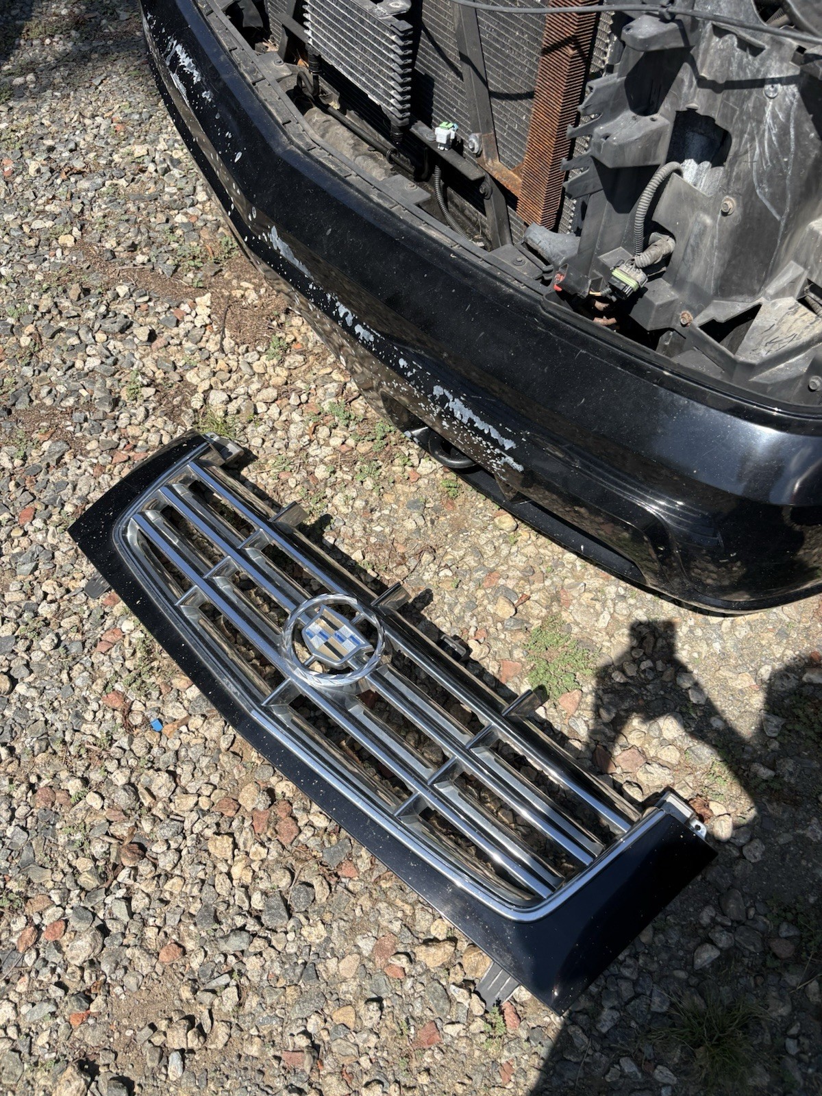 99-06 Cadillac Escalade Platinum Chrome Grill 99-06 Cadillac Escalade Platinum Chrome Grill